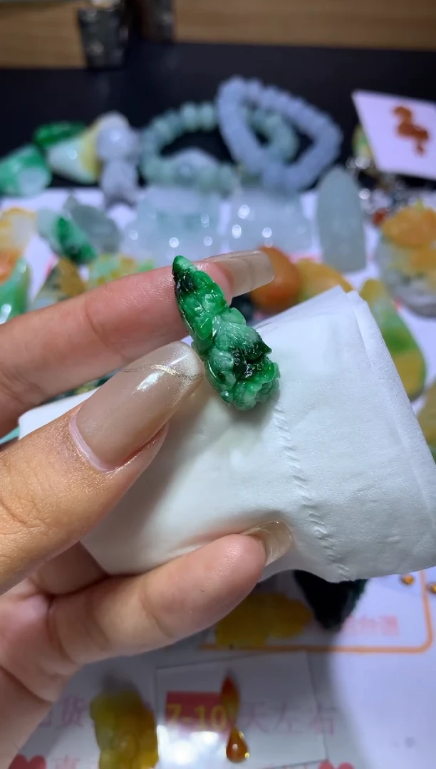 【闪购商品】定制翡翠未镶嵌MJX054785