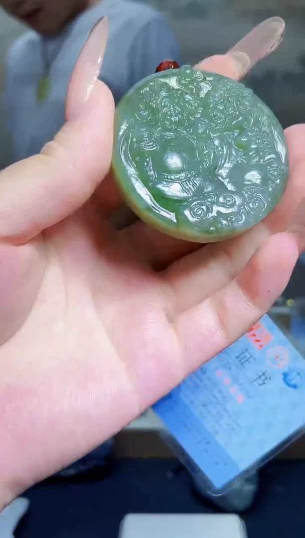 和田玉未镶嵌颈饰1