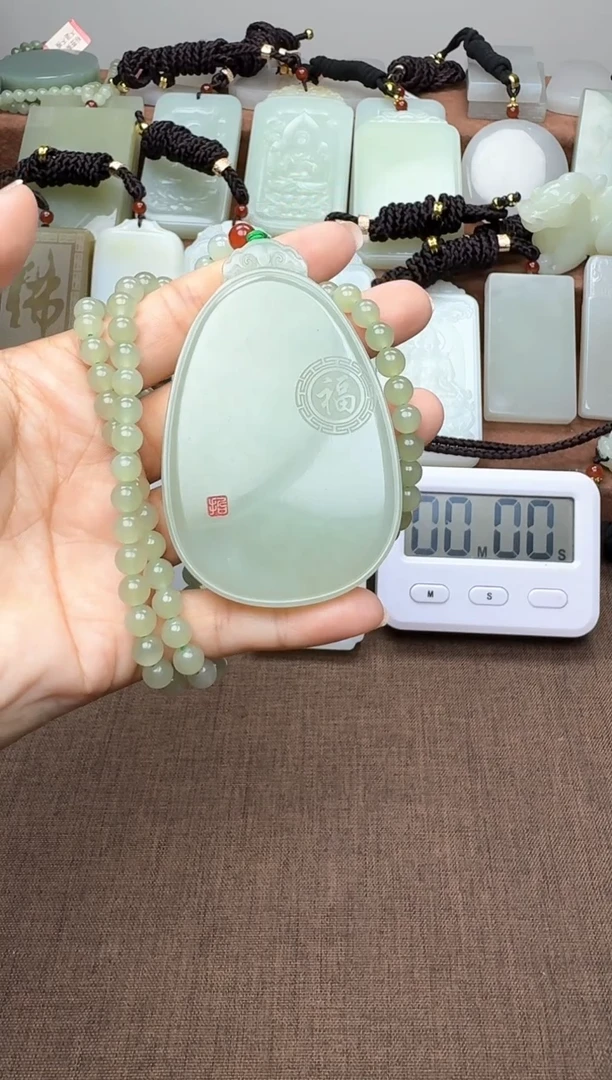 颈饰未镶嵌和田玉西**子西域
