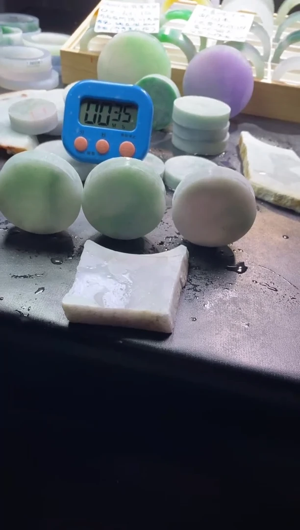 【闪购商品】翡翠挂件未镶嵌边角