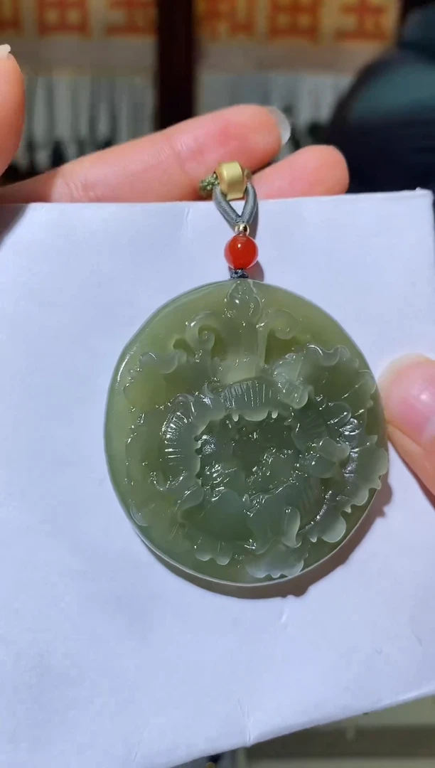 颈饰未镶嵌和田玉1