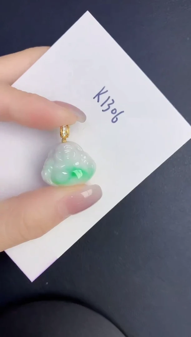 颈饰未镶嵌翡翠缅甸天然翡翠A货