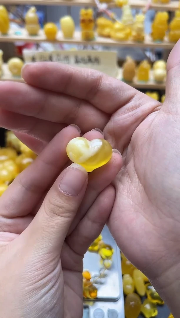 琥珀未镶嵌珠宝奇石010琥珀蜜蜡微瑕