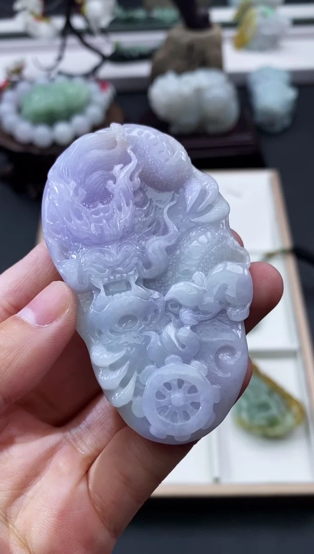 翡翠未镶嵌颈饰天然缅甸A货翡翠