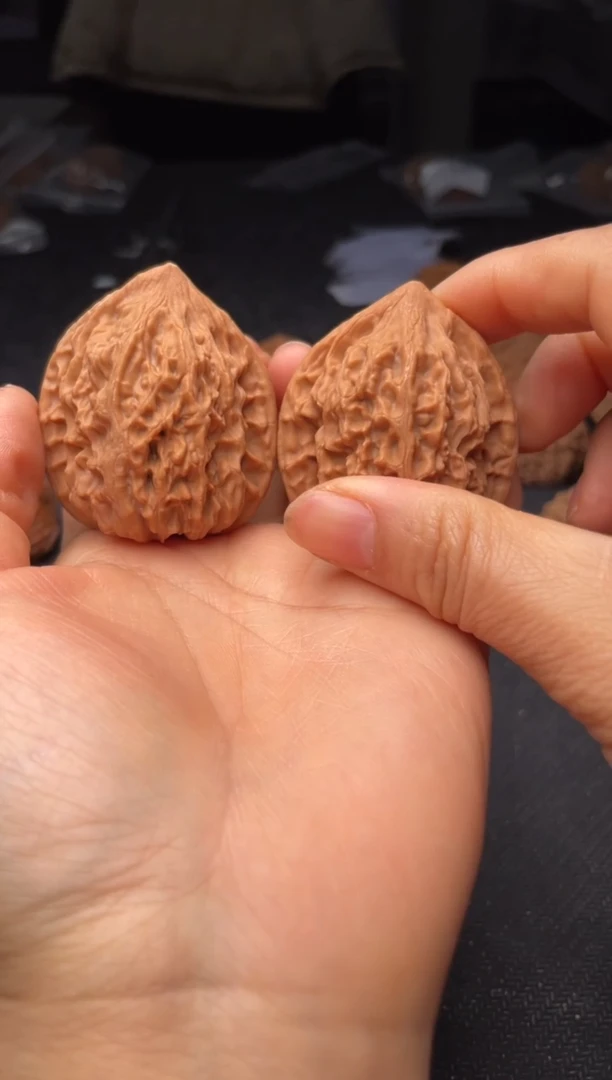 把件桃核a55   鸡心 43尺