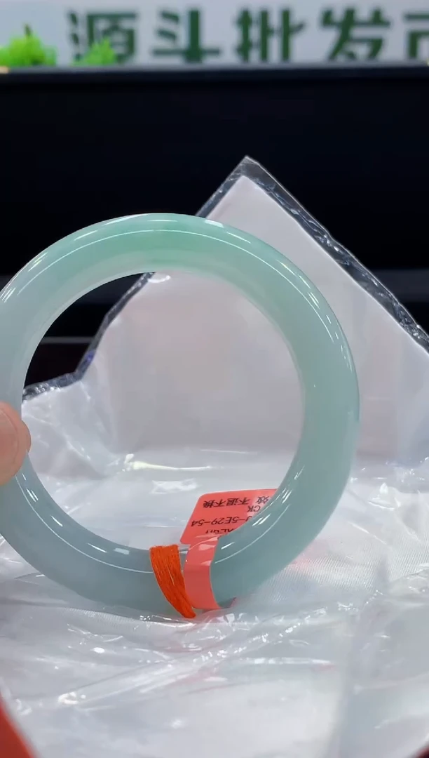 未镶嵌手镯翡翠翡翠手镯