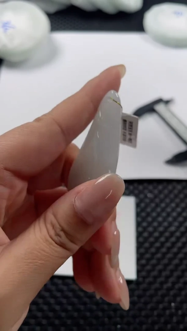 颈饰未镶嵌翡翠 0077 玉兰花