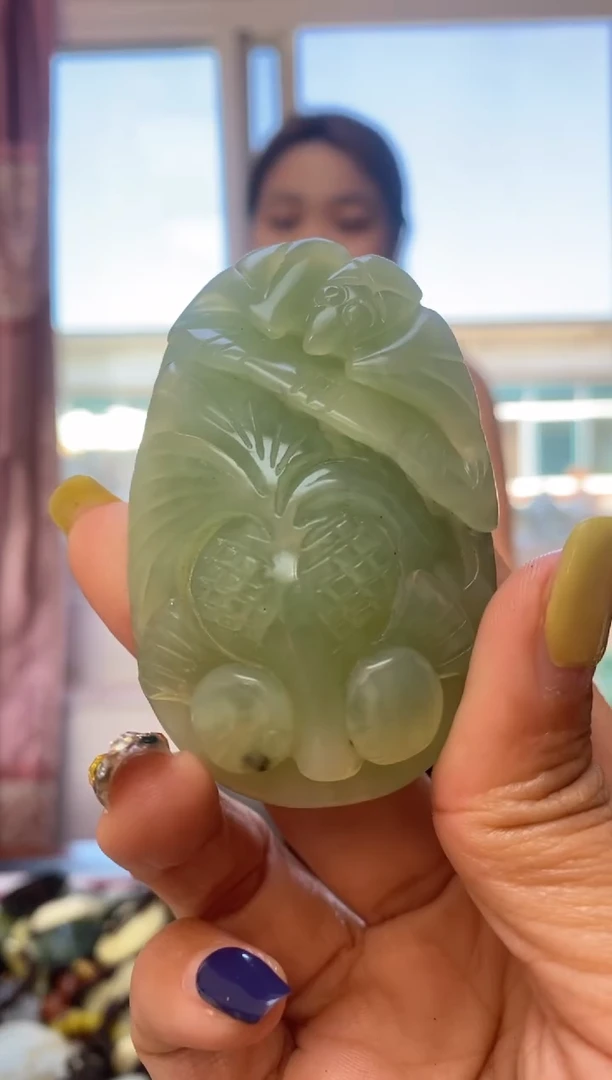 未镶嵌岫玉手把