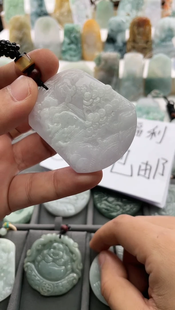 【闪购商品】翡翠颈饰未镶嵌..../1/15/40