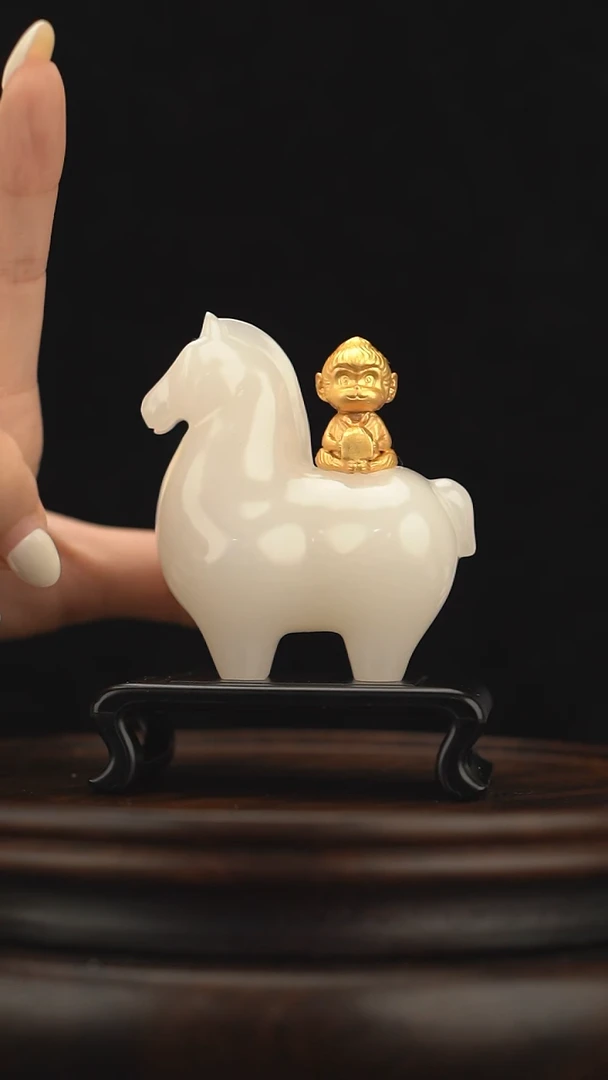 玉【马上封侯】天然玉石摆件