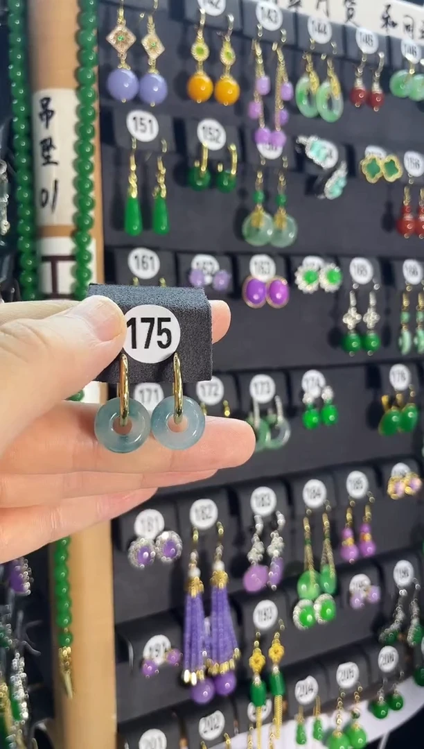 翡翠银S925镶嵌耳饰175....