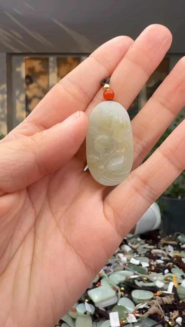 未镶嵌和田玉挂件拍一发一