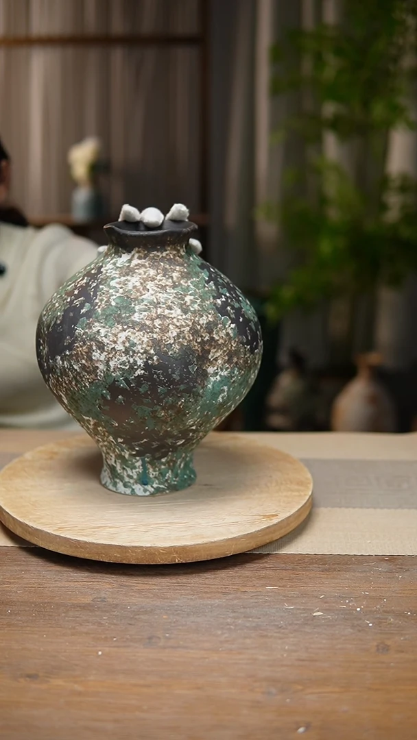 【闪购商品】陶瓷  花器涂鸦绿灯笼