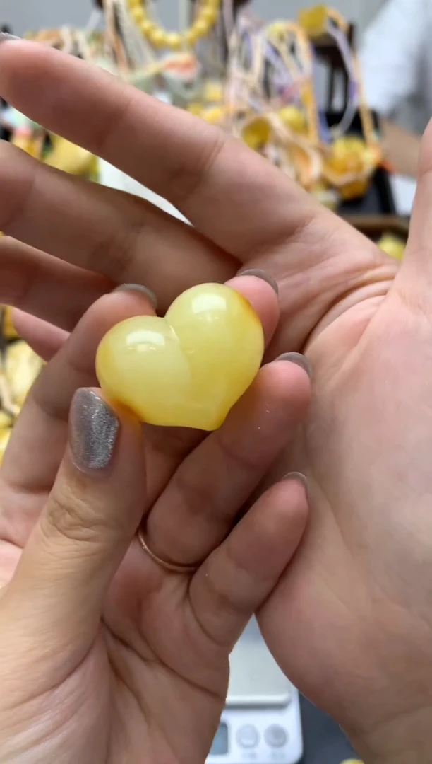 未镶嵌琥珀珠宝奇石一**瓜149琥珀蜜蜡微瑕品