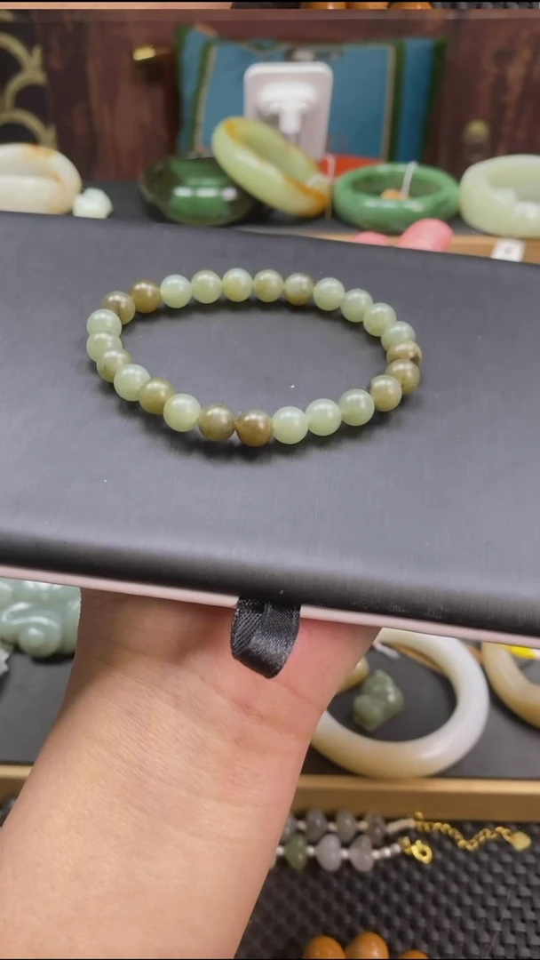 未镶嵌手镯和田玉8mm