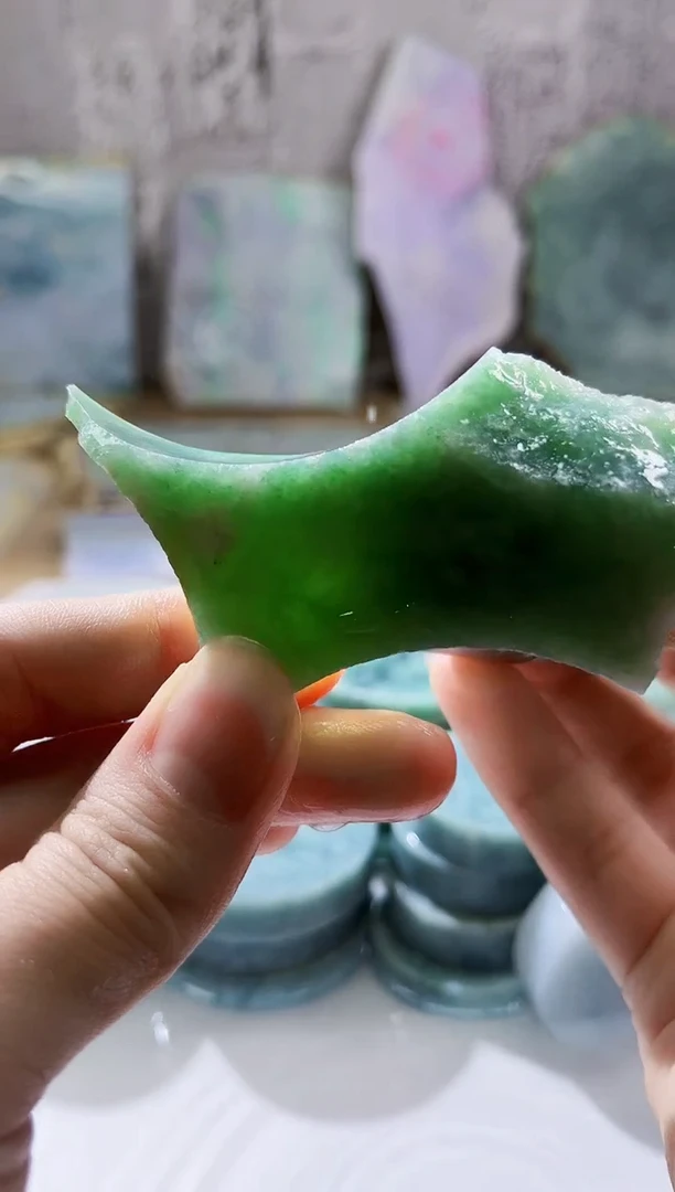 翡翠未镶嵌颈饰翡翠A货156