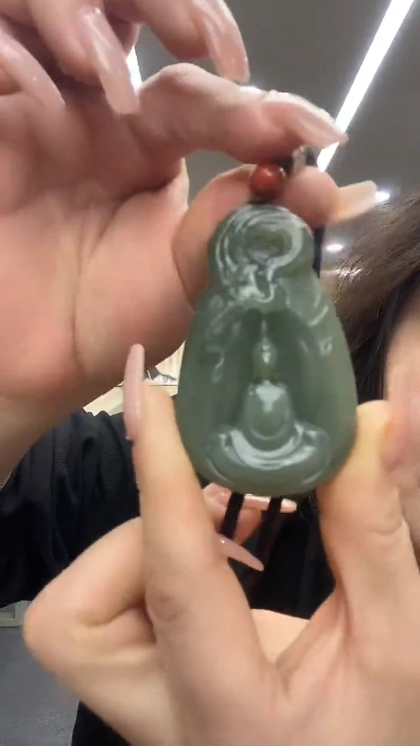 未镶嵌透闪石质玉挂件悟道