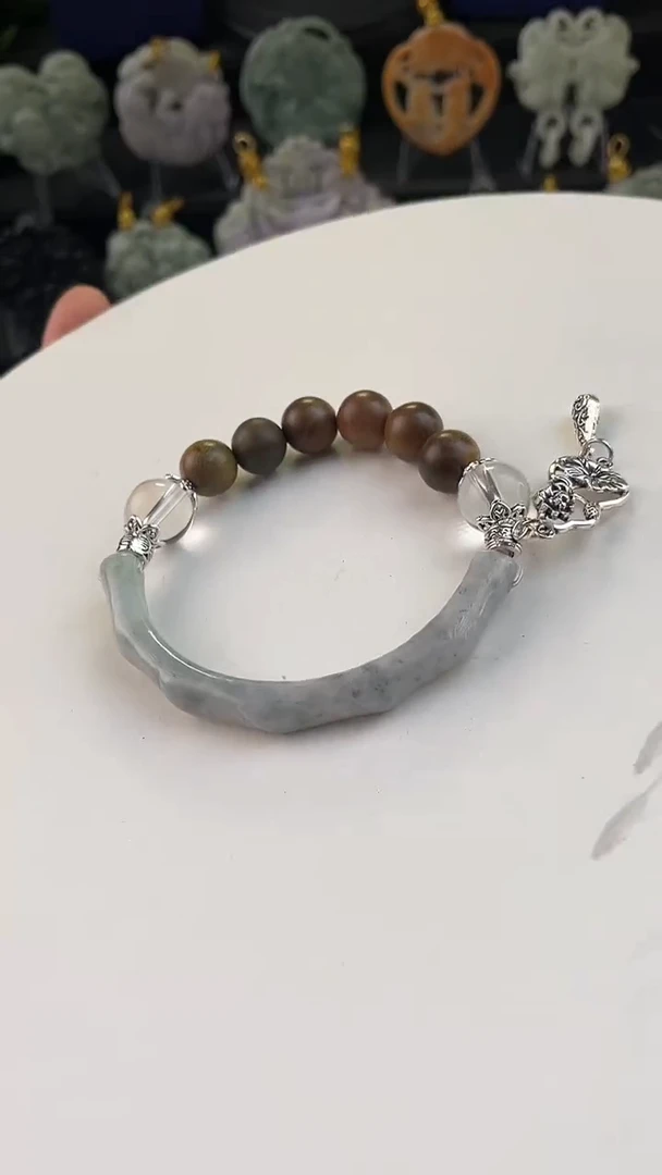 翡翠未镶嵌颈饰手工定制默认微瑕主播介绍为准