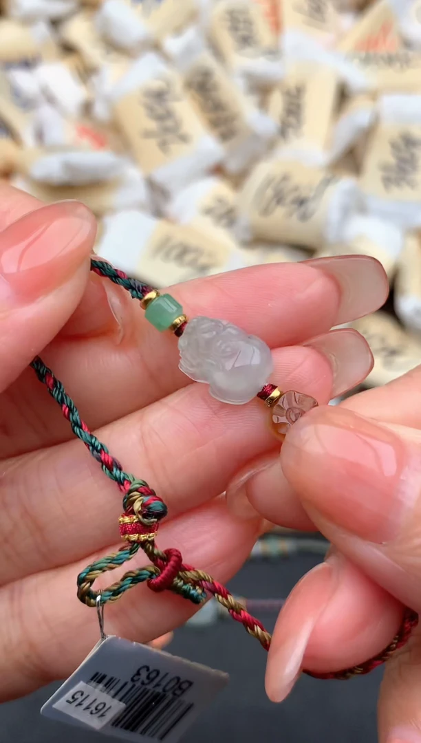 未镶嵌挂件翡翠—福利