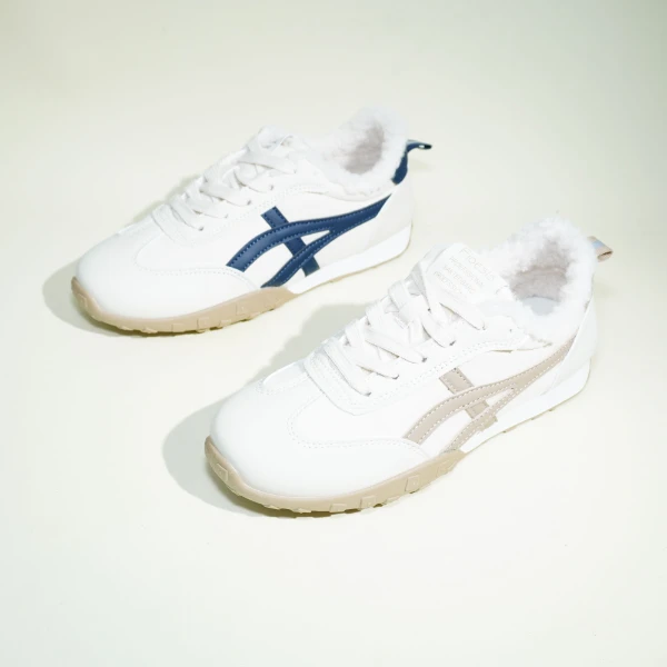 加棉德训鞋2024新款真皮运动百搭单鞋春季休闲平底女鞋白鞋216-3