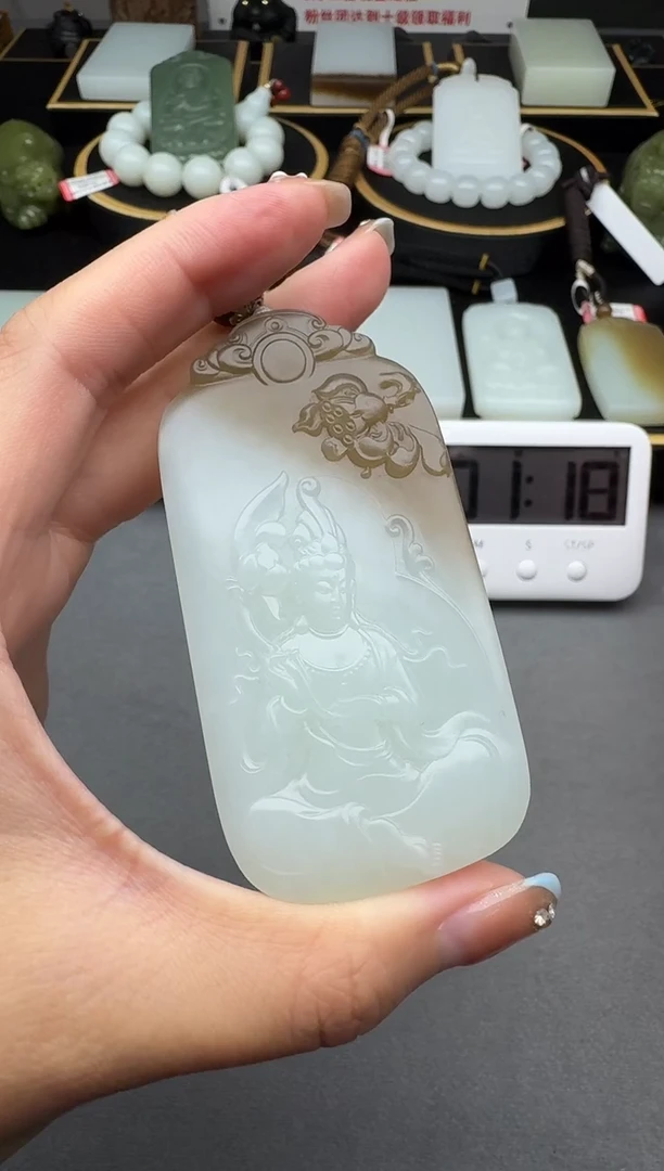 颈饰未镶嵌和田玉3