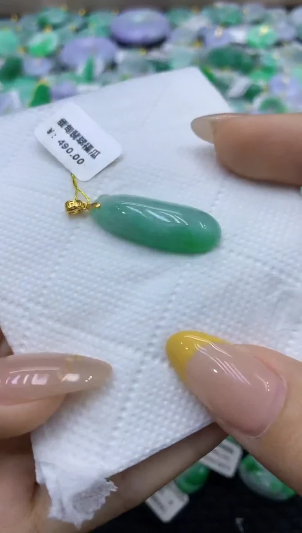 颈饰未镶嵌翡翠天然缅甸翡翠A货