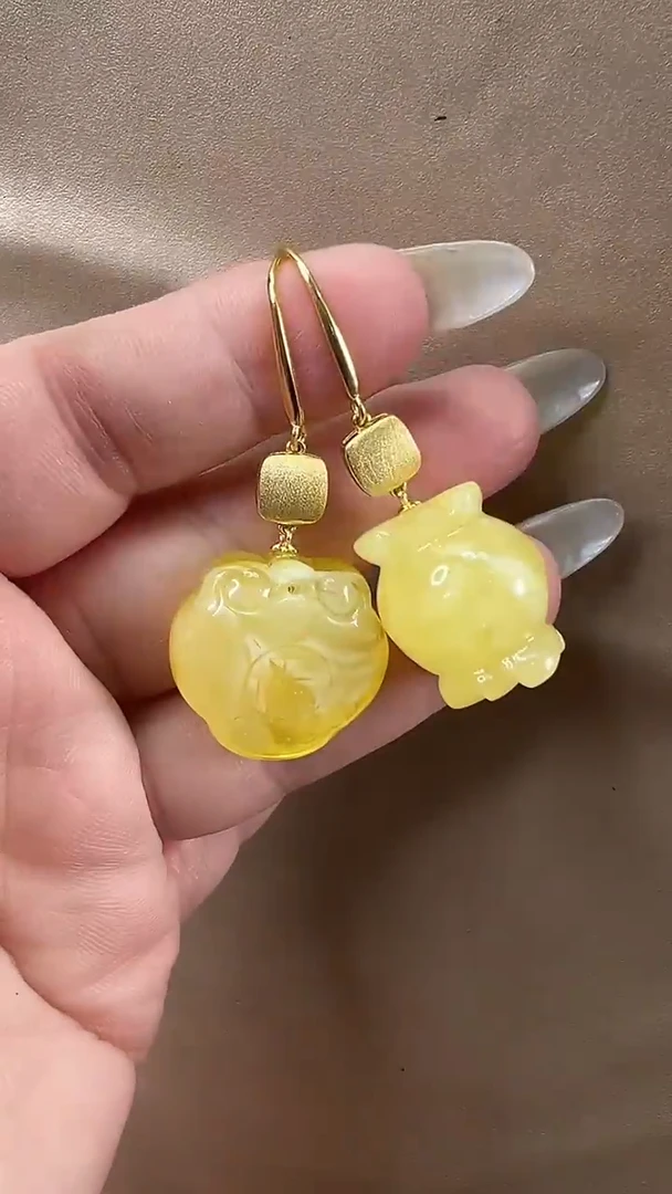 琥珀颈饰未镶嵌耳环