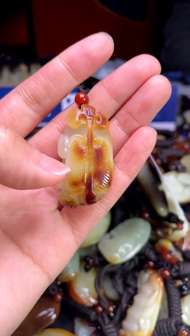 【闪购商品】和田玉颈饰未镶嵌1