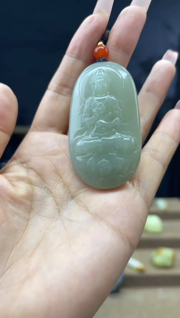 颈饰未镶嵌和田玉1