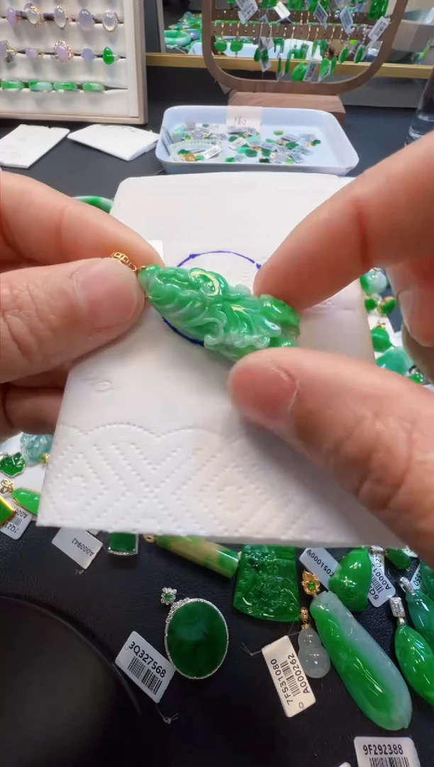 【闪购商品】定制翡翠18K金镶嵌580元