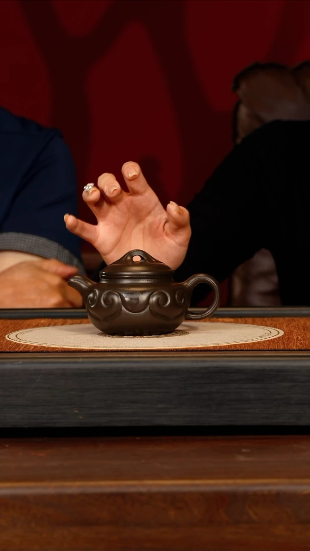 茶壶紫砂宜兴紫砂LHQ 墨绿 仿古如意 180cc