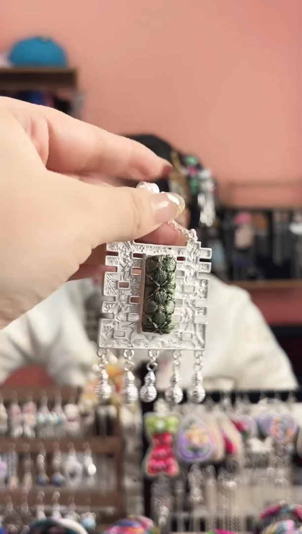织绣艺枝独绣手工饰品144