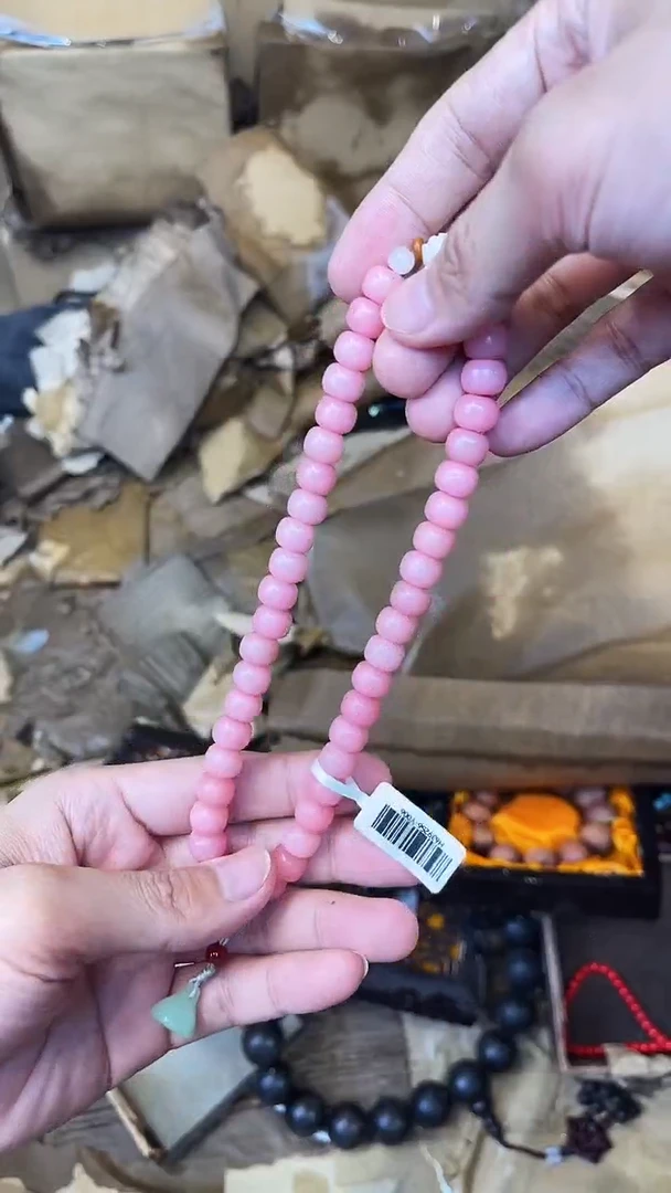 非洲檀香无事牌直播间随机手串一串