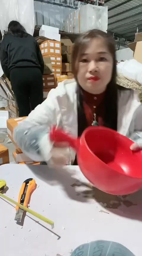 【闪购商品】大瑕疵红色手把锅介意慎拍