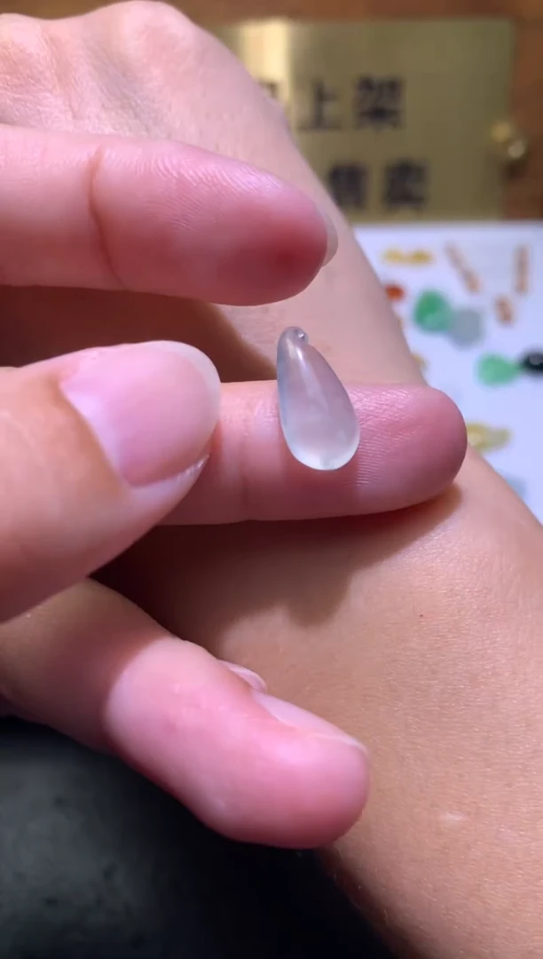 未镶嵌定制翡翠毛货