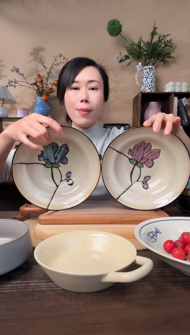 8.5英寸窑变手绘花草帽碗2只微瑕