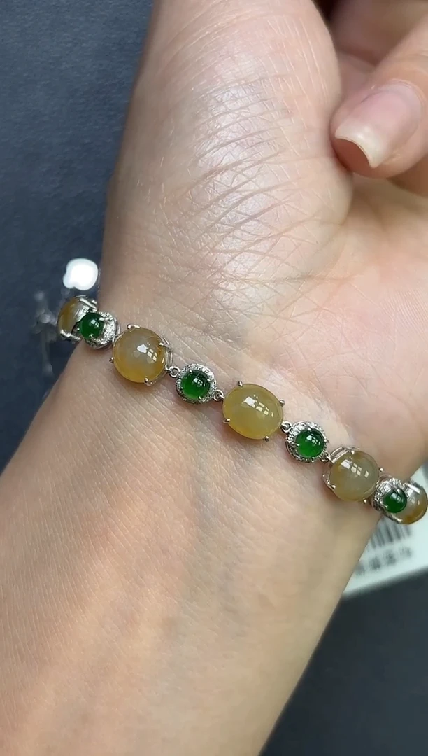 18K金镶嵌手链翡翠蛋面手链