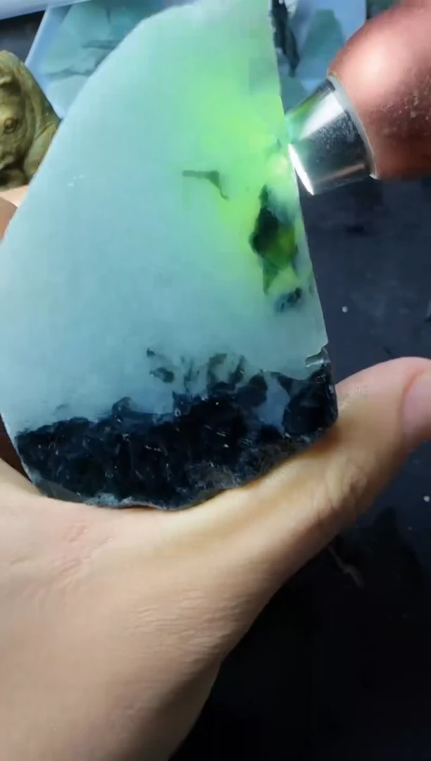 【闪购商品】翡翠挂件未镶嵌014翡翠