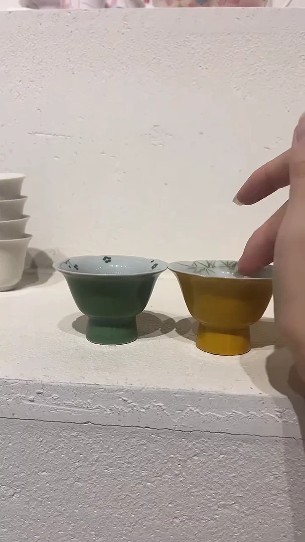 内绘花口高足杯子2哈哈