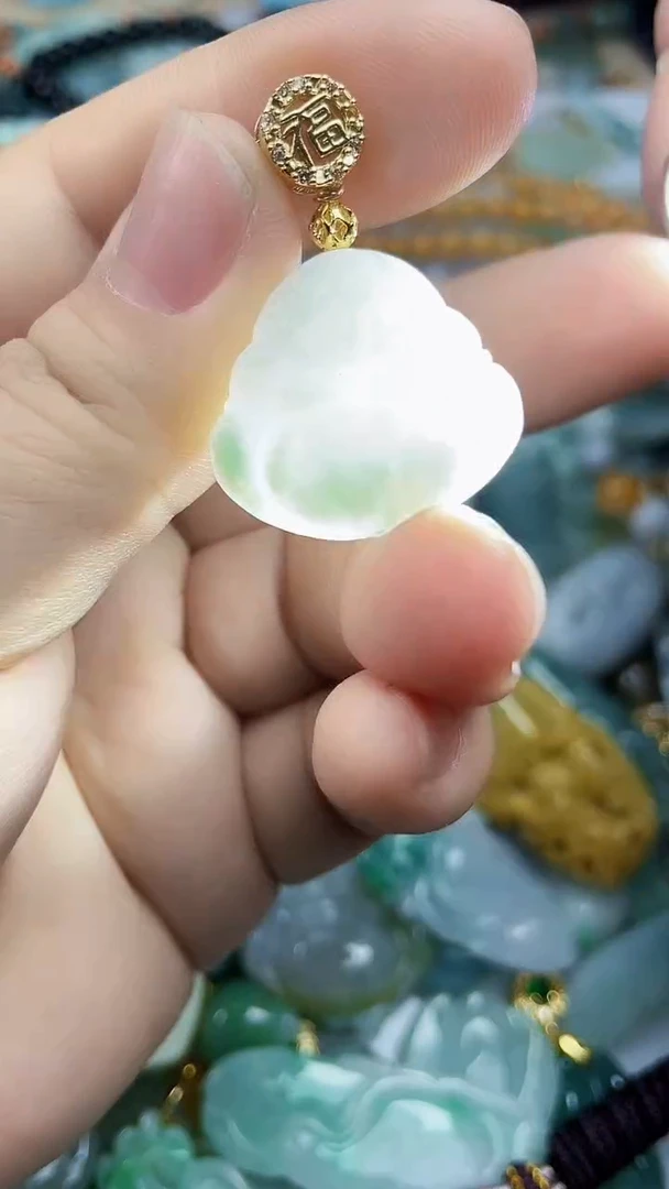 未镶嵌挂件翡翠佛公