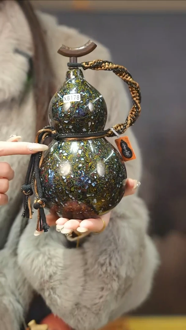 【闪购商品】XB178漆艺酒葫芦不包手串及旋转底座