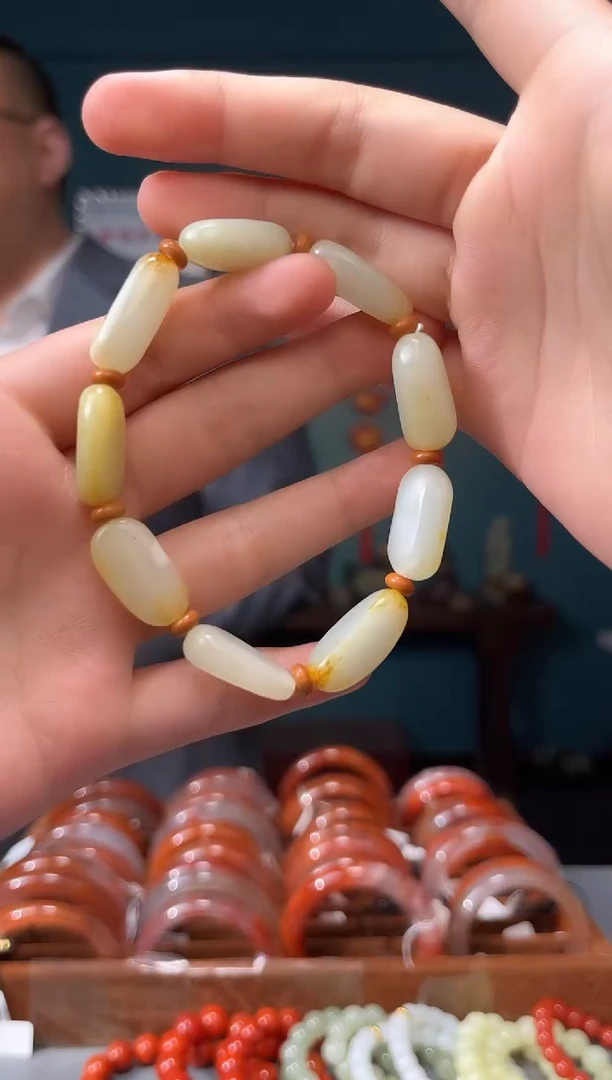 【闪购商品】和田玉颈饰未镶嵌手串