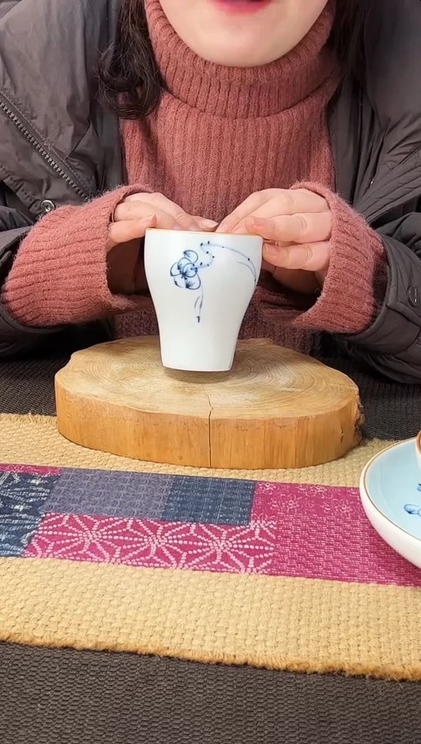 【闪购商品】碗开播福利手绘荷花漱口杯