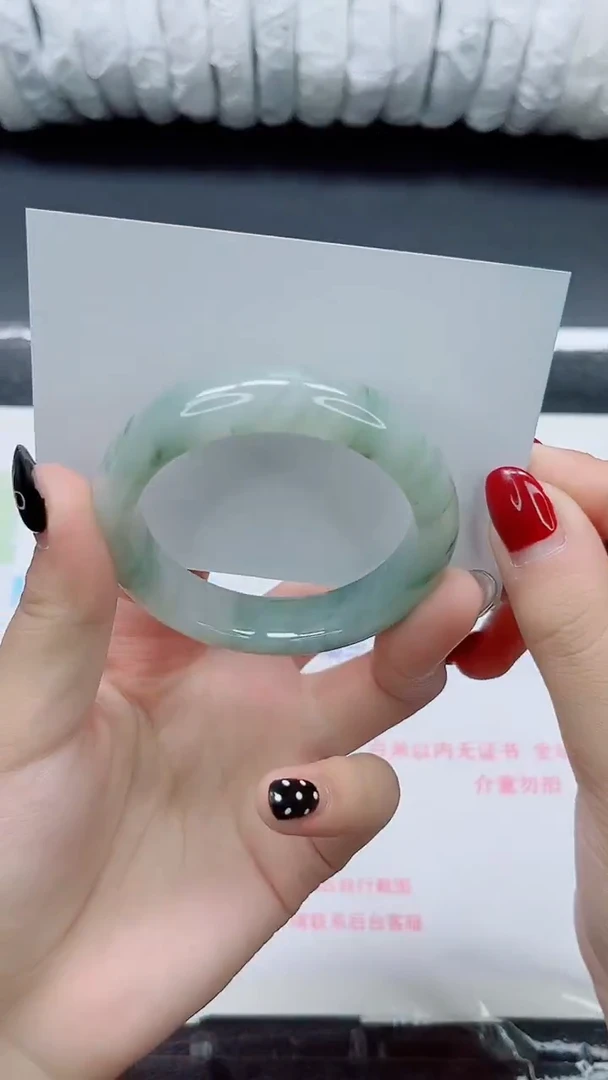 未镶嵌手镯石英质玉022-51