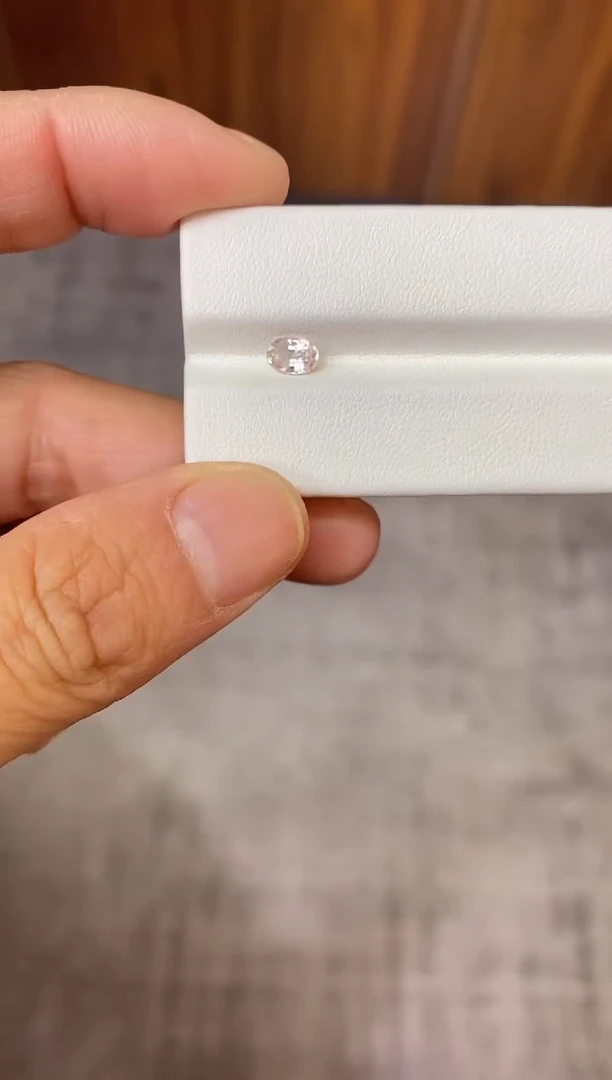 裸石蓝宝石0.58ct蓝宝石