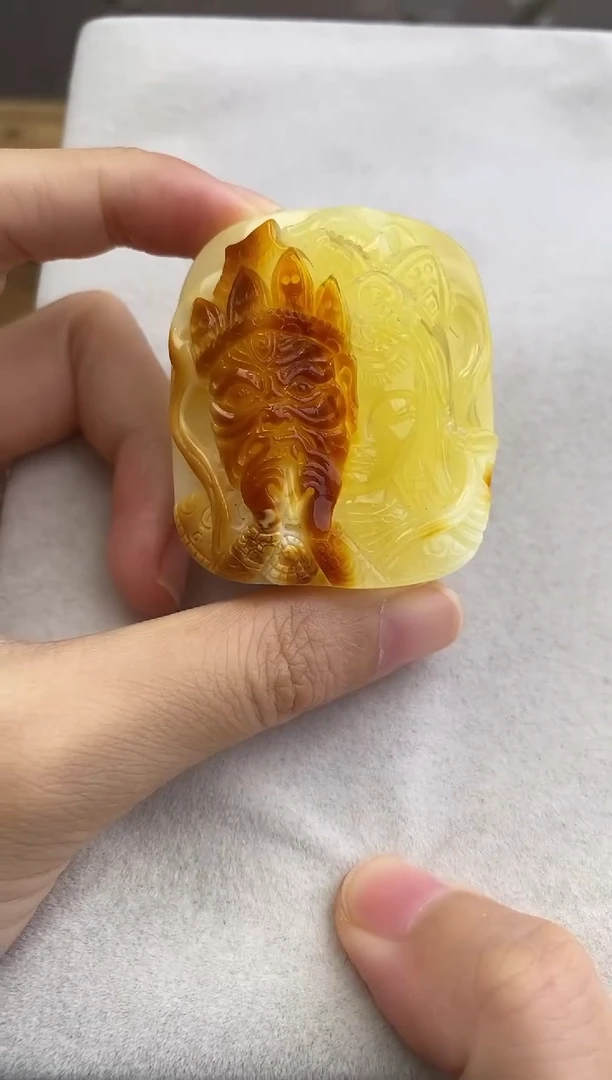 未镶嵌定制琥珀10926192-吊坠
