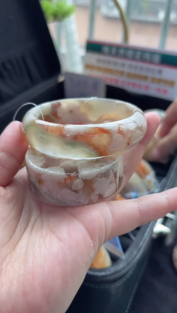 未镶嵌手镯石英质玉A191(58圈赠送镯心)