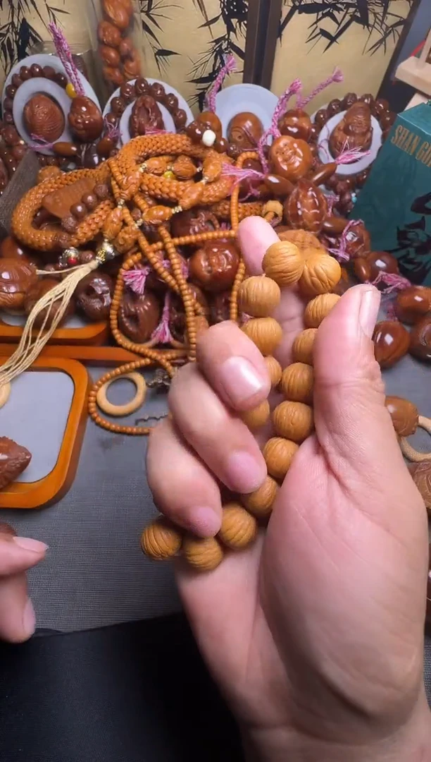 手串橄榄核猴头土豪