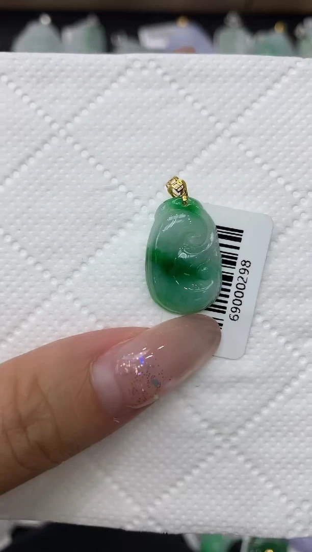 颈饰18K金镶嵌翡翠1111111111