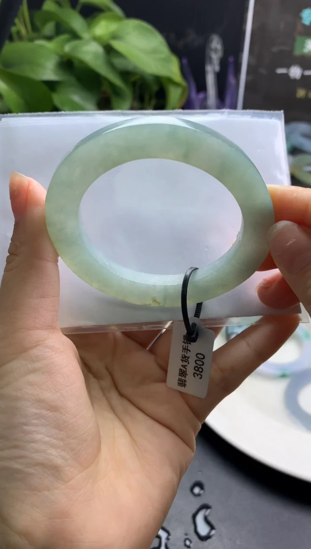 【闪购商品】定制翡翠翡翠手镯定制未镶嵌冰飘花52-60